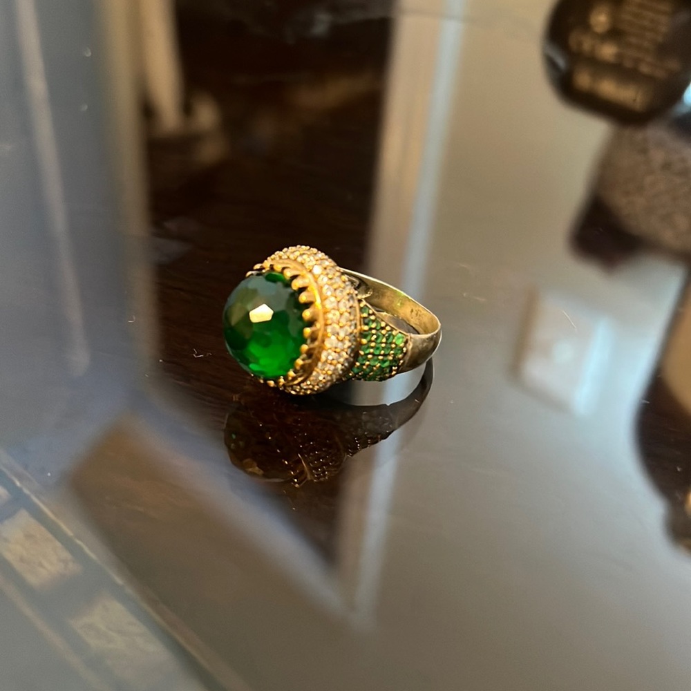 Turkish Style Green Crystal Ring real sterling silver sz 8. Got from Istanbul.
